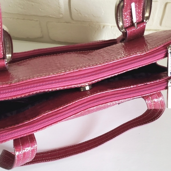 Kenneth Cole Reaction Purse Pink Croc Tote Barbie Bag - Picture 13 of 15